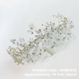 Bridal headband_ Design by conception pieces