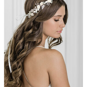 CBC6944_ Nature-inspired garland of clay flowers, green leaves, and sprays