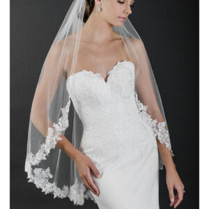 V7510 1-tier fingertip veil