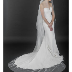 V7539C Cathedral length cascade cut edge veil