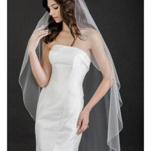 V7602 Delicate cascading silver edge veil