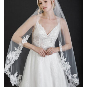 V7616 1-tier cut edge knee length veil
