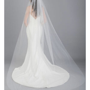 V7647C 1-tier cut edge cathedral veil of glitter _diamond dust_ tulle