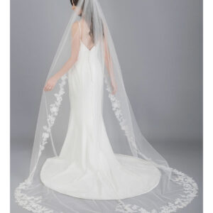 V7683C 1-tier cathedral veil with cut edge sides and alternating laces around the curve of veil
