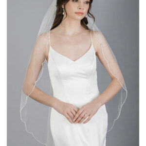 V7690 1-tier fingertip veil with delicate bugle bead scallops accented with pearls and rhinestones